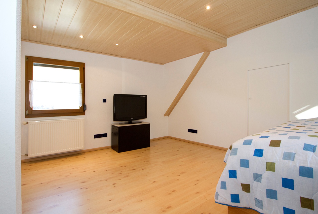 Schlafzimmer 2