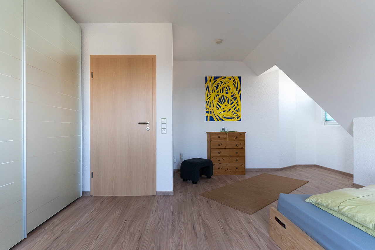 Schlafzimmer 1