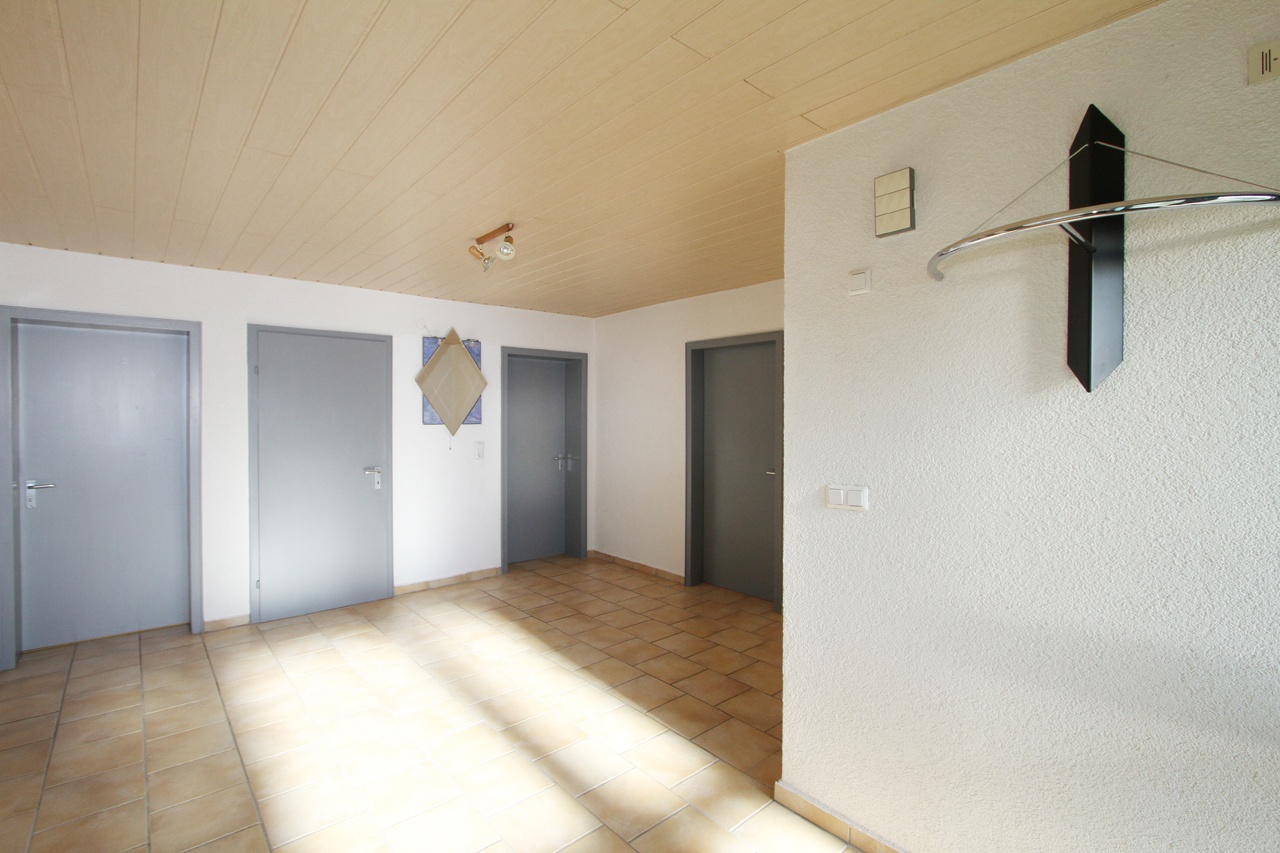 Flur- Blickrichtung Wohnbereich