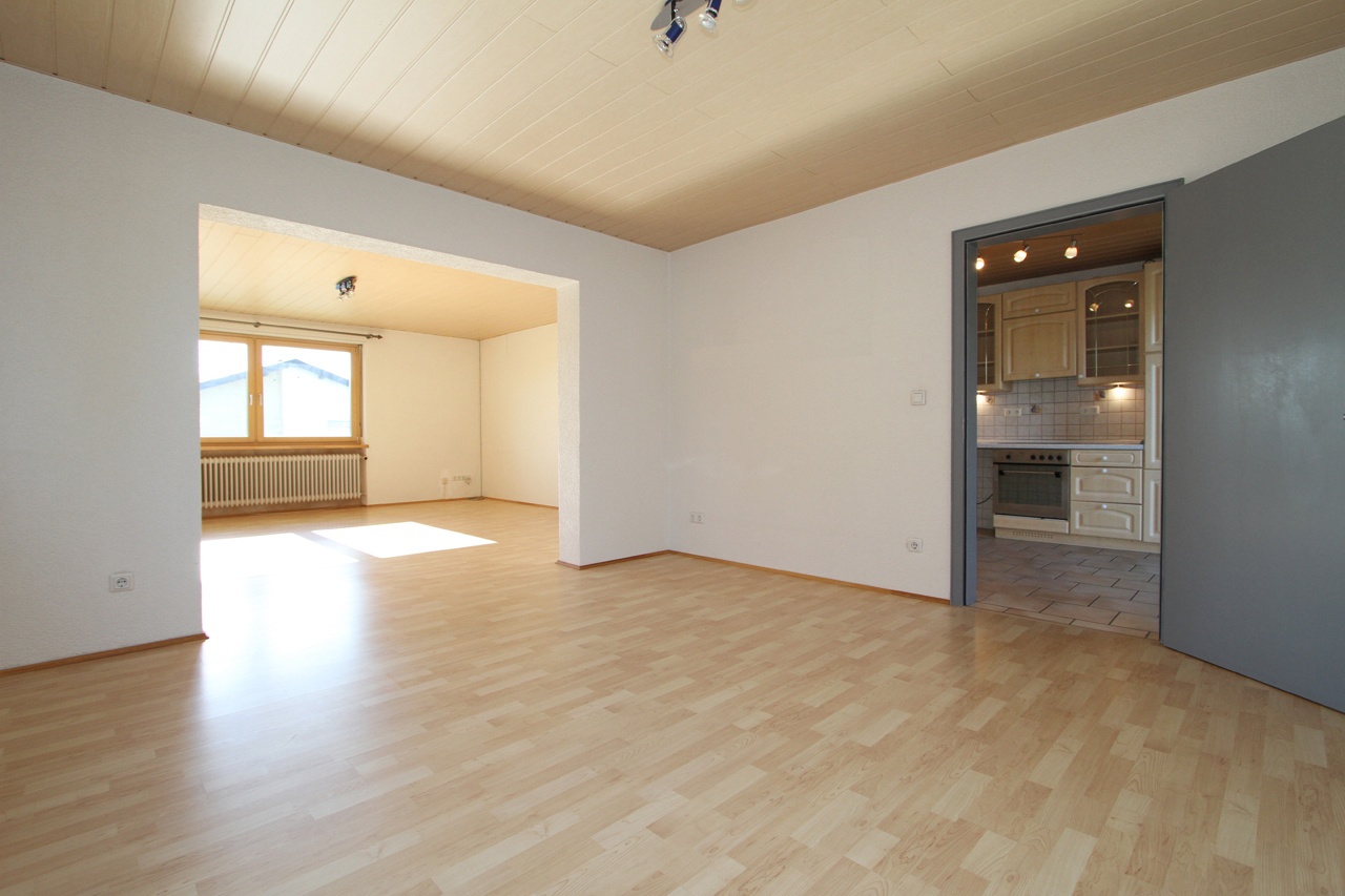 Essbereich- Blickrichtung Küche Wohnzimmer