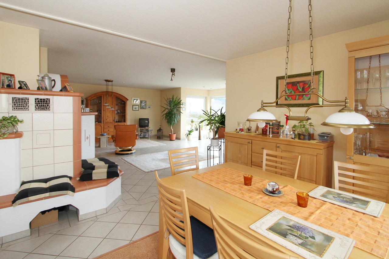 Esszimmer - Blickrichtung Wohnzimmer