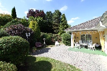 Wohnen auf einer Ebene an herrlichem Grundstück! Wohnen auf einer Ebene an herrlichem Grundstück!